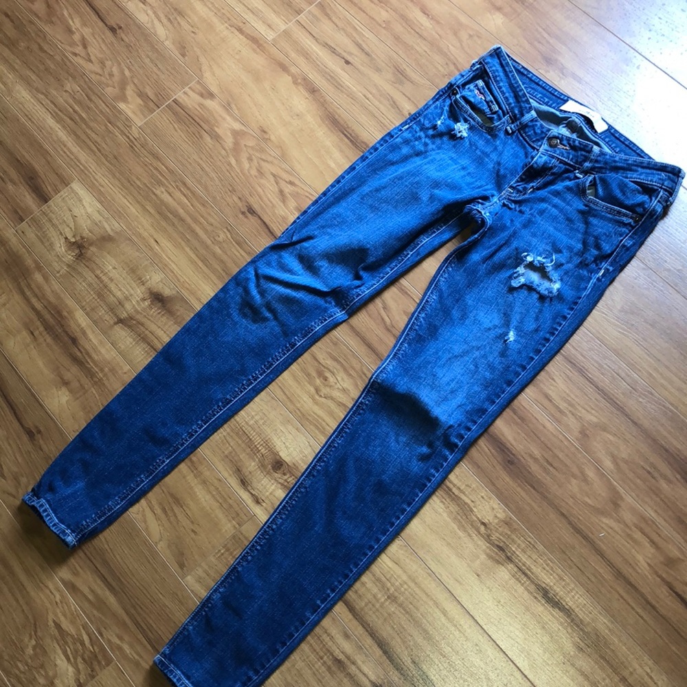 Hollister skinny jeans